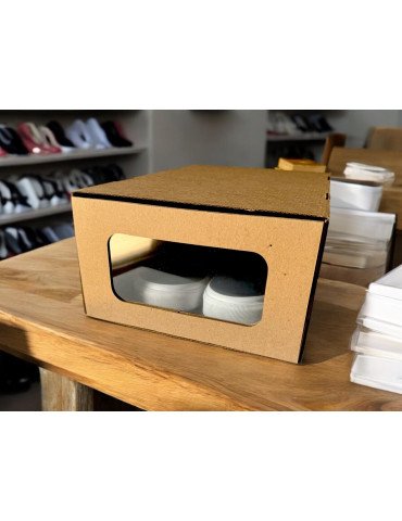 Caja para zapatos con ventana 2