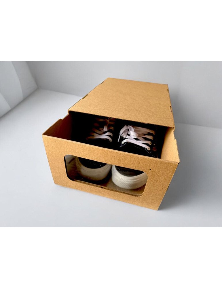 Caja para zapatos con ventana